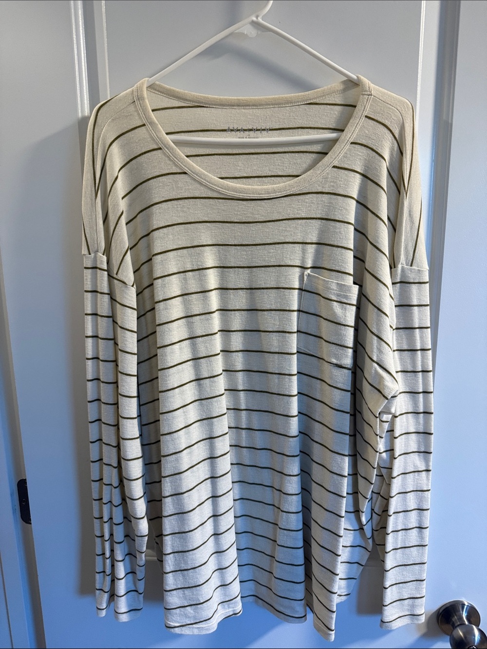 🥳 5 for $25 BUNDLE Ava & Viv Cream Long-Sleeve Striped Pocket Tee